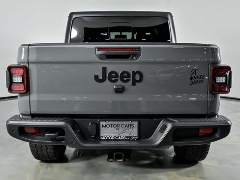 Used 2021 Jeep Gladiator Sport AWD/4WD image 8