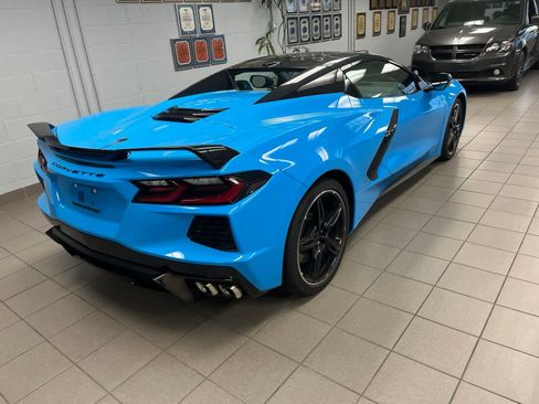 Used 2021 Chevrolet Corvette Stingray Premium Conv w/ Z51 Performance Package RWD image 15