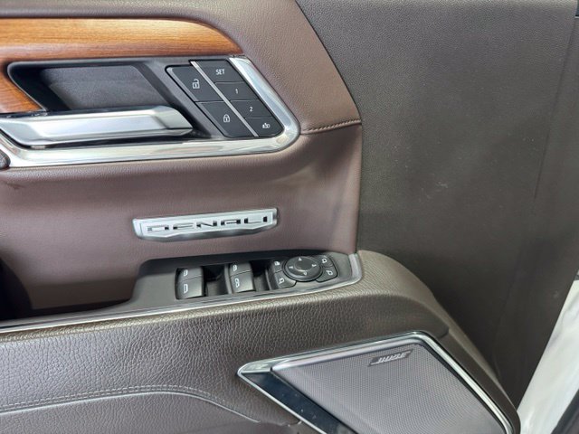 Used 2023 GMC Sierra 1500 Denali w/ Denali Reserve Package AWD/4WD image 6