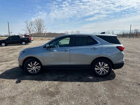 Used 2024 Chevrolet Equinox LT w/ LPO, Floor Liner Package AWD/4WD image 8
