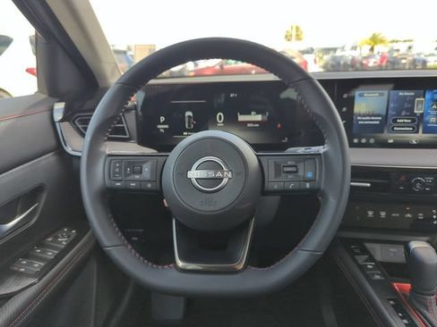 Used 2026 Nissan Kicks SR FWD image 25