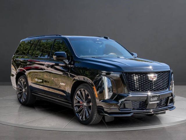 Used 2026 Cadillac Escalade V AWD/4WD image 8