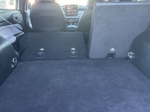 Used 2024 Jeep Compass Latitude image 18