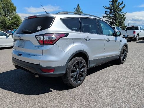 Used 2017 Ford Escape Titanium FWD image 3