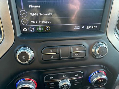 Used 2021 GMC Sierra 1500 Elevation image 24