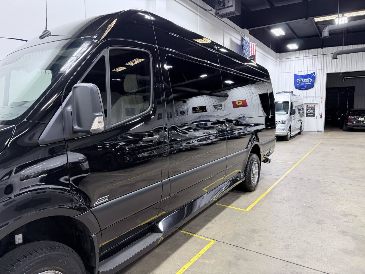 Used 2023 Mercedes-Benz Sprinter 3500 image 16