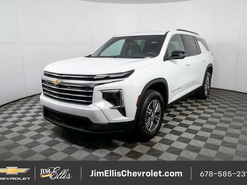 Certified 2025 Chevrolet Traverse LT FWD image 25