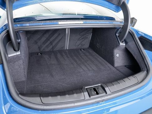 Used 2023 Porsche Taycan image 24