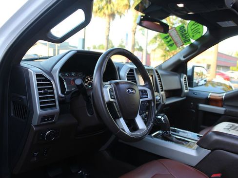 Used 2019 Ford F150 King Ranch w/ Equipment Group 601A Luxury AWD/4WD image 27