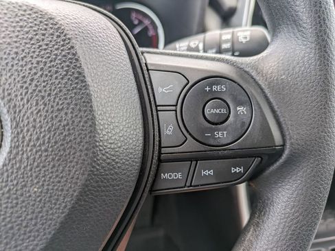 Used 2023 Toyota RAV4 XLE FWD image 24
