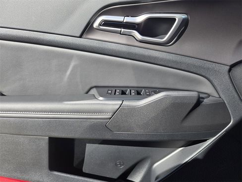 New 2026 Kia Sportage EX image 16