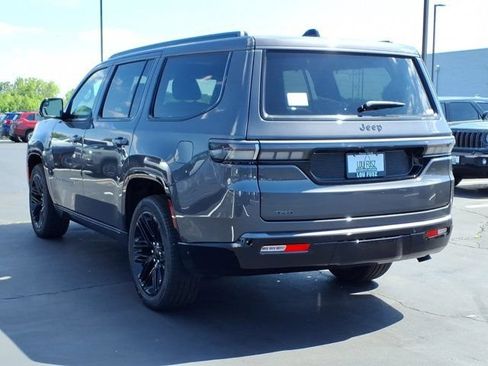 New 2026 Jeep Grand Wagoneer Limited AWD/4WD image 4