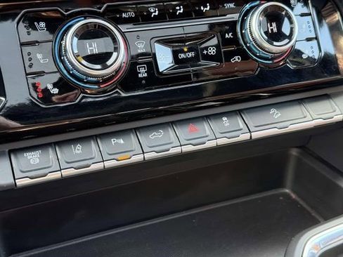 Certified 2024 GMC Sierra 3500 Denali Ultimate image 30