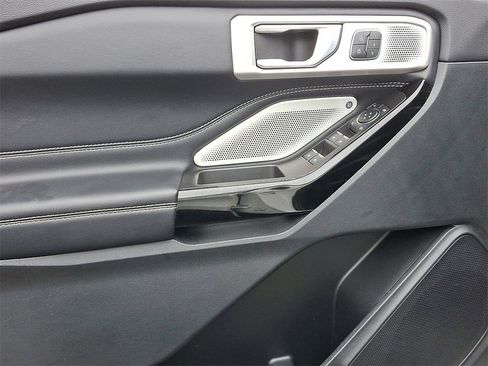 Certified 2022 Ford Explorer ST w/ Equipment Group 401A image 13