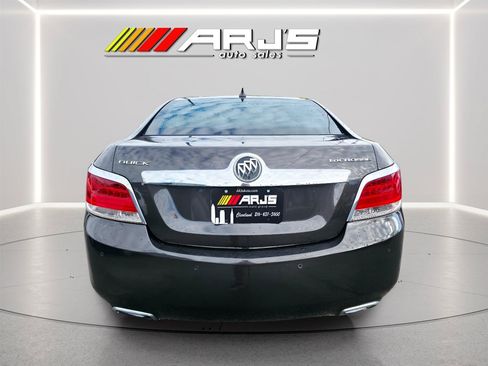 Used 2013 Buick LaCrosse Touring FWD image 4