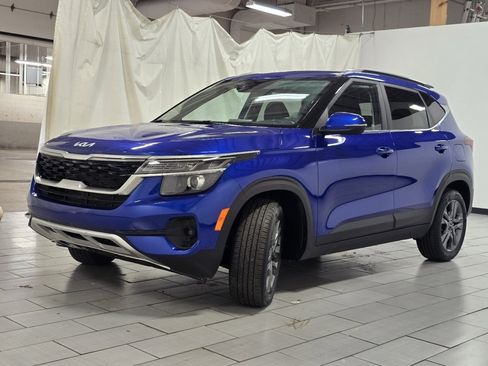 Used 2023 Kia Seltos S w/ Navigation Package image 9