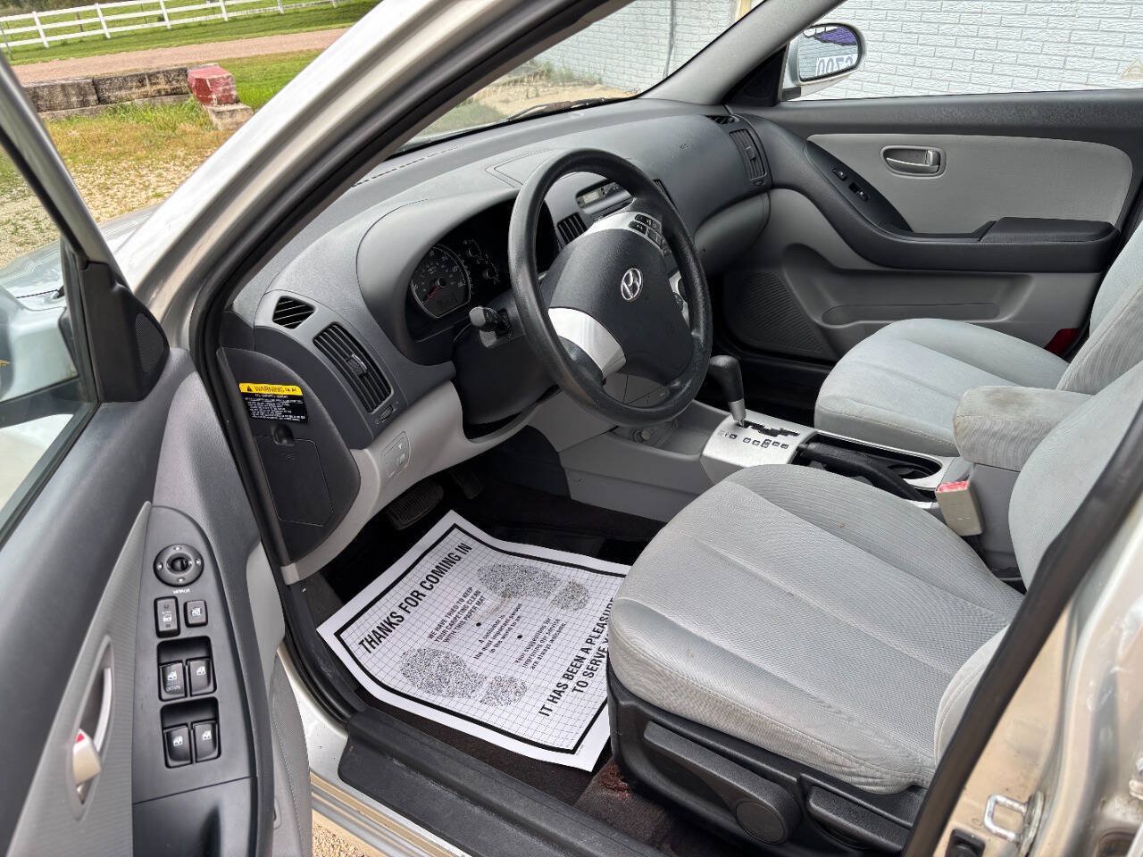 Used 2008 Hyundai Elantra GLS FWD image 2