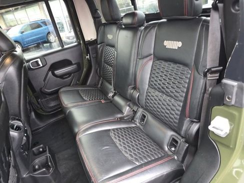 Used 2022 Jeep Gladiator Rubicon w/ LED Lighting Group image 37