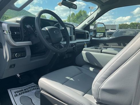 New 2026 Ford F450 XL w/ XL Driver Assist Package AWD/4WD image 15