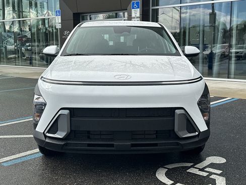 New 2026 Hyundai Kona SE FWD image 3