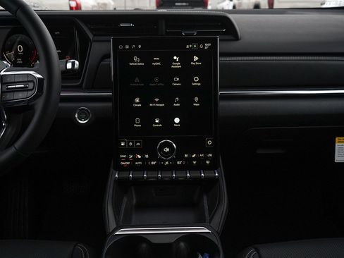 New 2026 GMC Terrain Elevation w/ Elevation Premium Package image 16