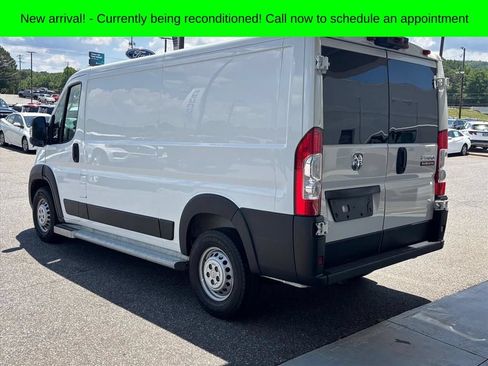 Used 2025 RAM ProMaster 2500 w/ U-Haul Equipment Group FWD image 2