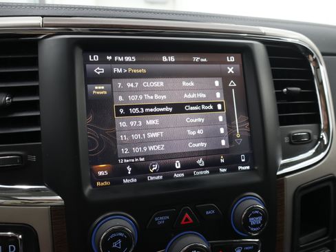 Used 2018 RAM 1500 Laramie w/ Convenience Group AWD/4WD image 52