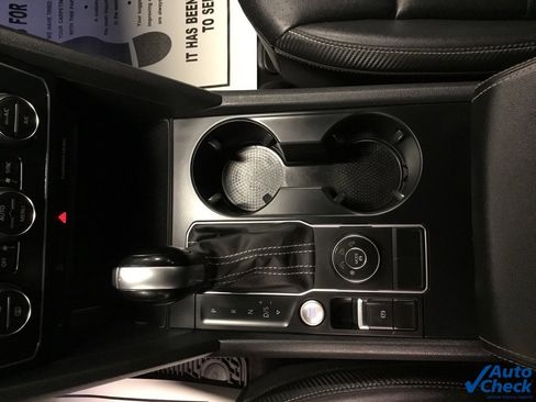 Used 2021 Volkswagen Atlas Cross Sport SE image 53