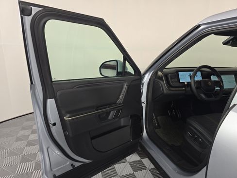 Used 2024 Rivian R1T Adventure Dual AWD/4WD image 13