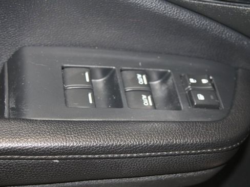 Used 2022 Honda Pilot Special Edition image 9