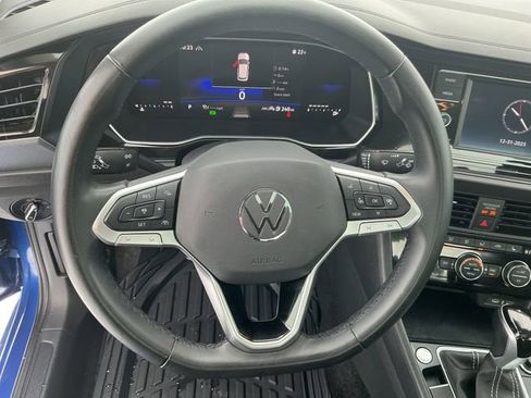 Used 2024 Volkswagen Jetta SE image 26