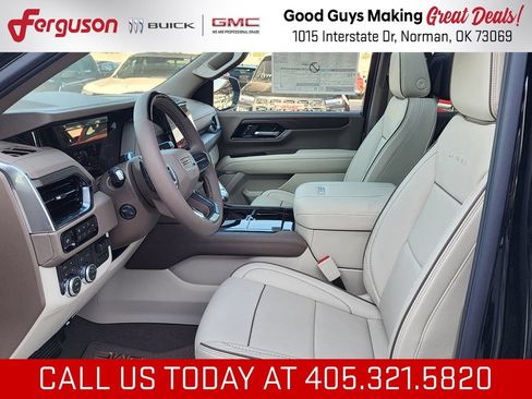 New 2026 GMC Yukon Denali w/ Denali Reserve Package AWD/4WD image 15