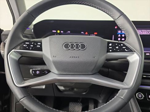 Certified 2025 Audi Q5 Premium Plus AWD/4WD image 24