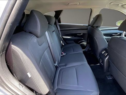 Used 2025 Hyundai Tucson SEL FWD image 24
