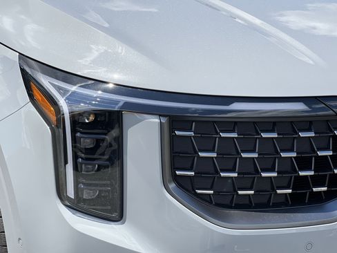 New 2026 Kia Carnival SX Prestige FWD image 13