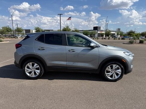 Used 2025 Buick Encore GX Preferred FWD image 4