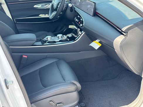 New 2026 Genesis GV70 2.5T AWD/4WD image 15