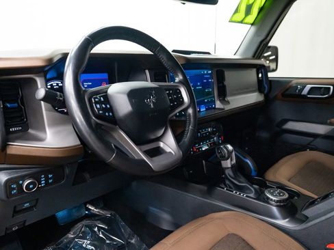 Used 2022 Ford Bronco Outer Banks image 23