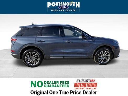 Used 2022 Lincoln Corsair AWD w/ Equipment Group 101A image 6