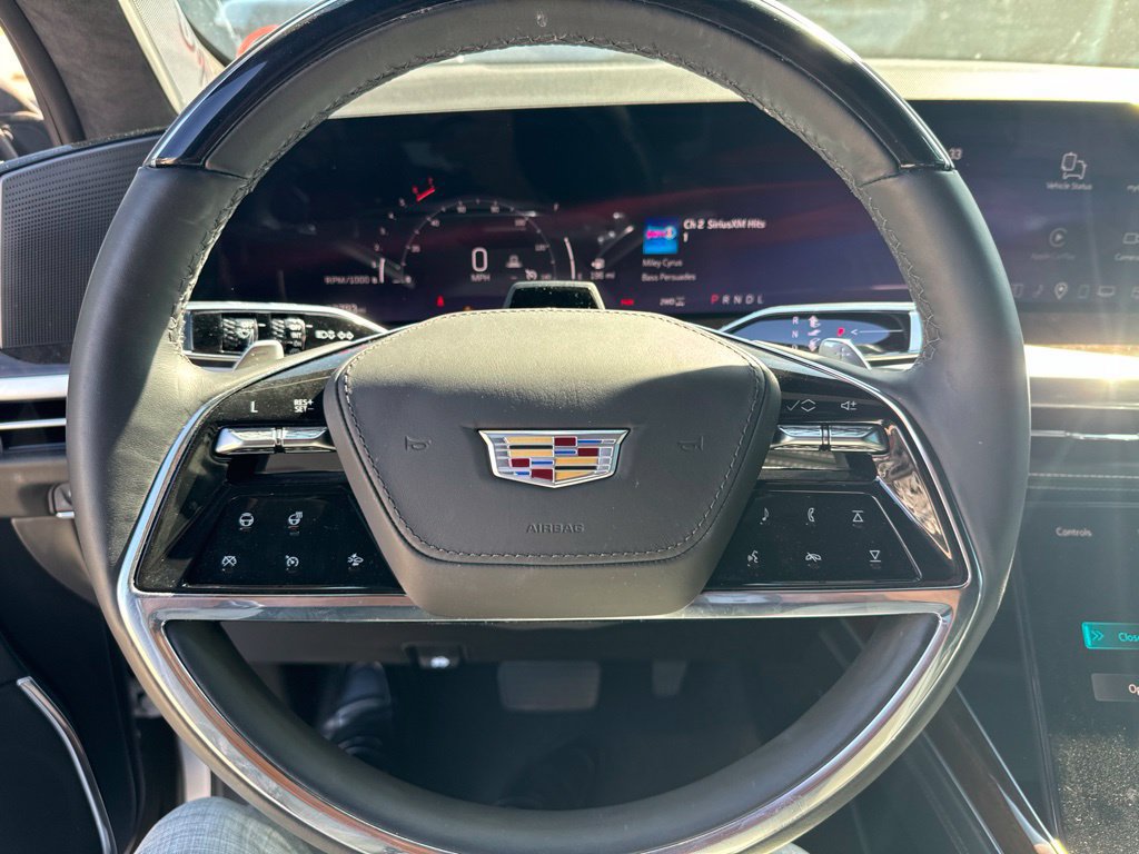 Used 2025 Cadillac Escalade ESV Sport Platinum AWD/4WD image 10