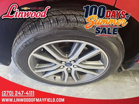 Used 2021 Ford Edge Titanium AWD/4WD image 8