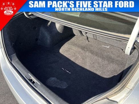 Used 2014 Nissan Altima 2.5 SV w/ Convenience Package image 32