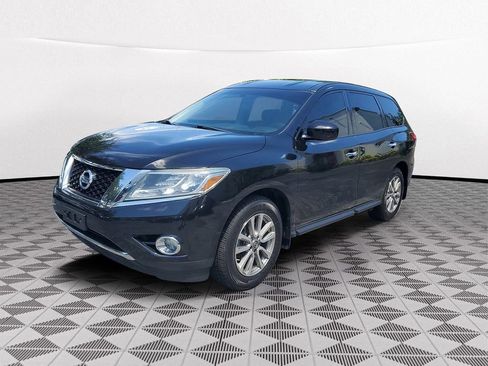 Used 2015 Nissan Pathfinder S FWD image 3