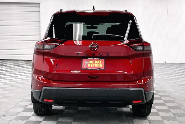 New 2026 Nissan Rogue Dark Armor FWD image 5