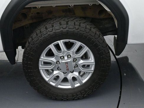 Used 2024 GMC Sierra 2500 SLE w/ SLE Convenience Package image 33