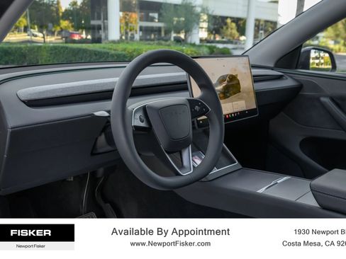 Used 2026 Tesla Model Y AWD image 8