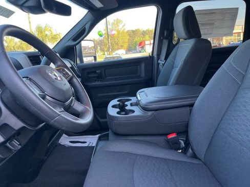 New 2026 RAM 2500 Tradesman AWD/4WD image 9