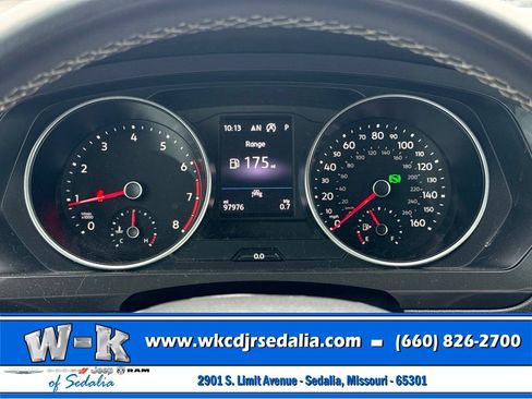 Used 2021 Volkswagen Tiguan SE FWD image 45