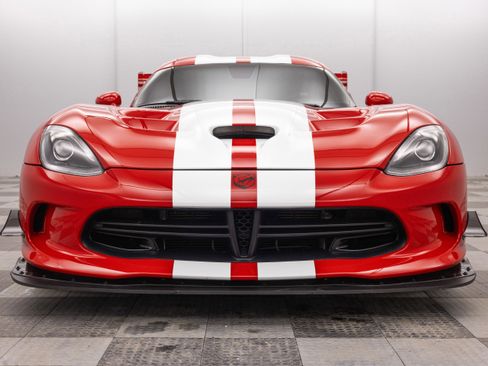 Used 2016 Dodge Viper ACR RWD image 18