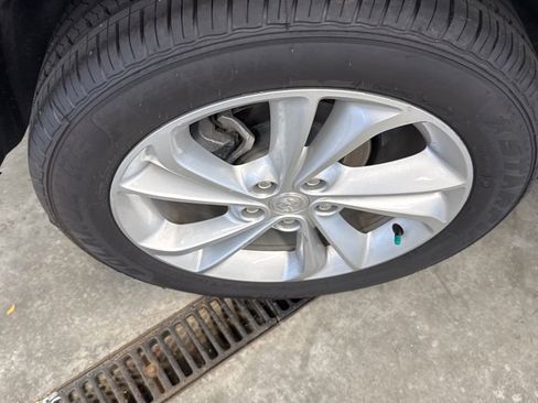 Certified 2021 Buick Encore GX Preferred image 17